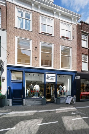 Medium property photo - Hoogstraat, 2513 AP Den Haag